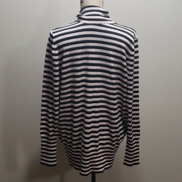 {Lane Bryant} Metallic Striped Keyhole Turtleneck - Picture 3 of 6